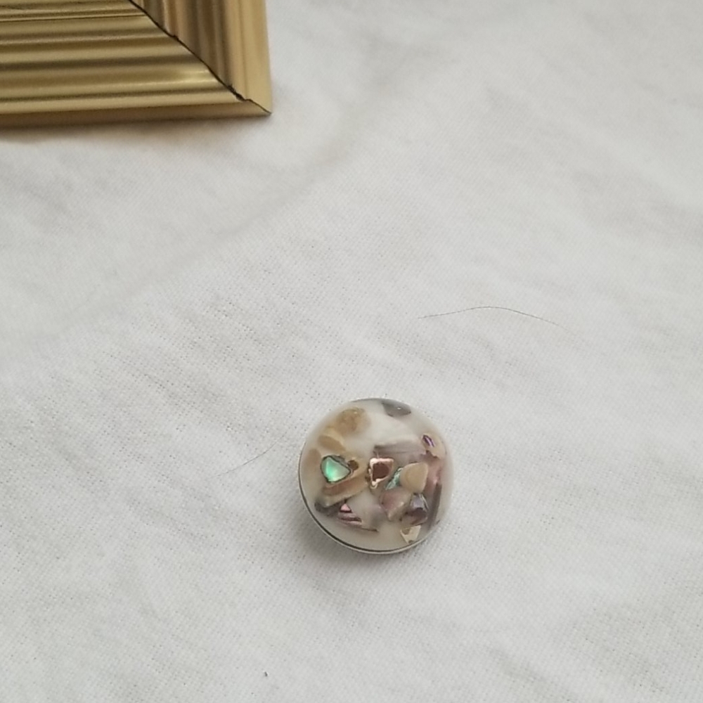 Multi colored button